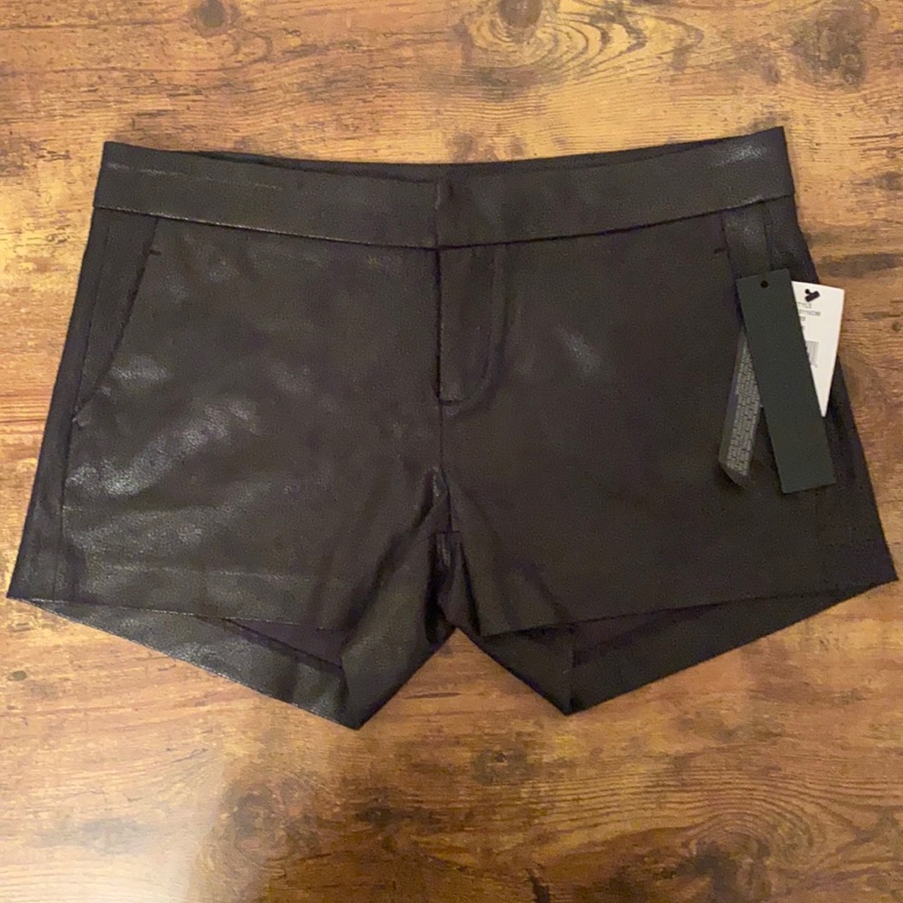 Design Lab Faux Suede Perry Street Easy Short